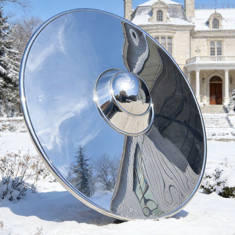 UFO sculpture