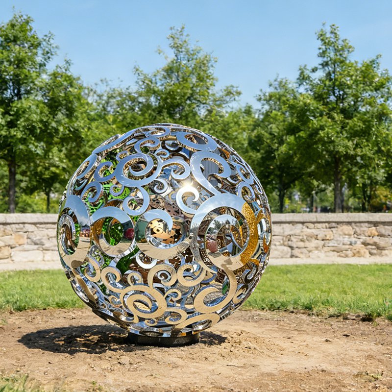 Modern Metal Hollow Carved Sphere Sculpture EFS-49